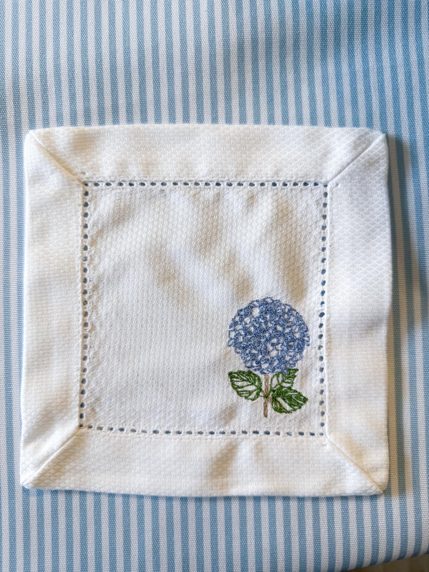 Embroidered Hydrangea Cocktail Napkins | Set of 4 Linen Napkins | Floral Hostess Gift | Garden Party Decor | Monogram | Summer Table Decor